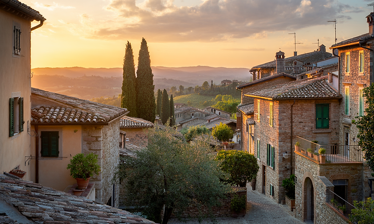 Gateway to Italy: Buying €1 Homes in Italy. A Strategic Guide for Global Investors.